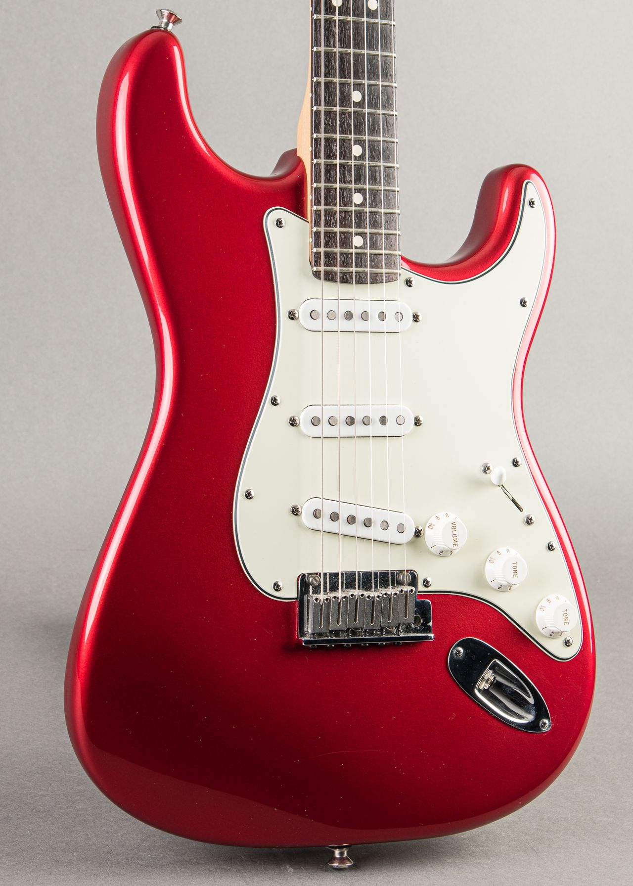 Carter Vintage - Fender Stratocaster 2004, Candy Apple Red
