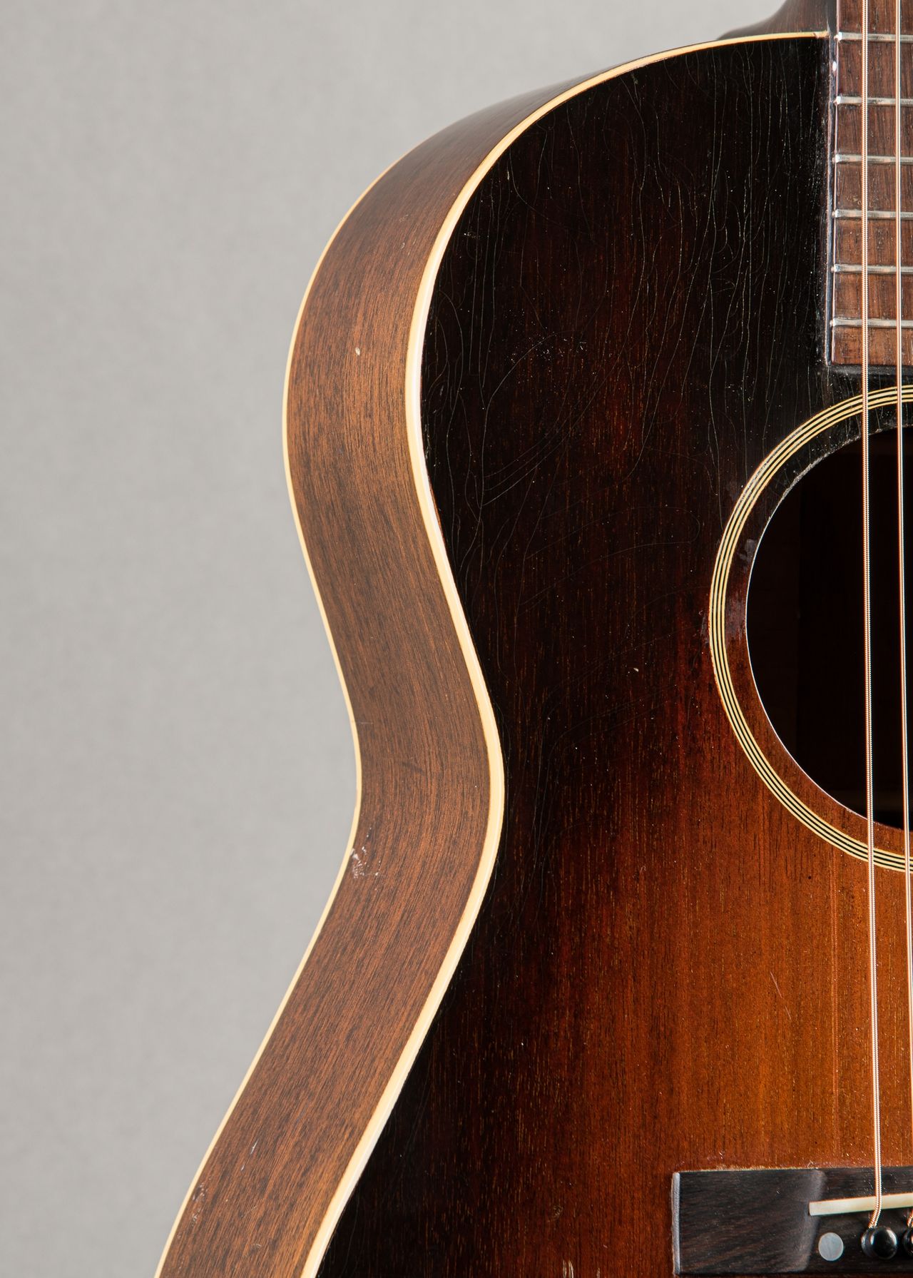 Carter Vintage - Gibson LG-2 1944, Sunburst | Carter Vintage Guitar