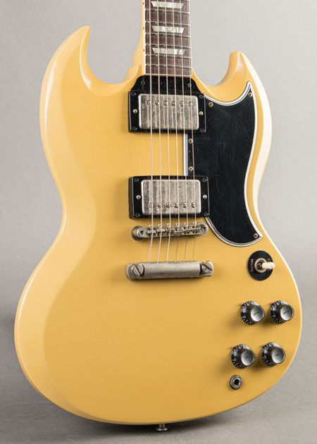 Carter Vintage - Gibson L6-S 1976, Ebony | Carter Vintage Guitar