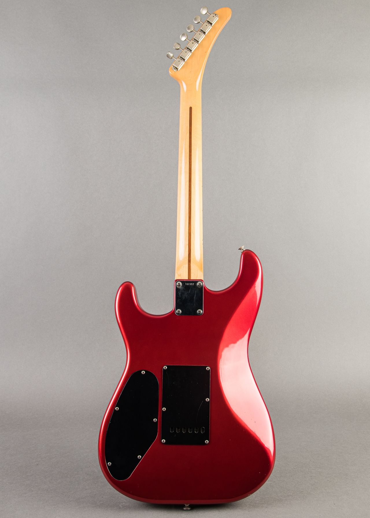 Carter Vintage - Robin Super Strat 1980s, Red | Carter Vintage Guitar