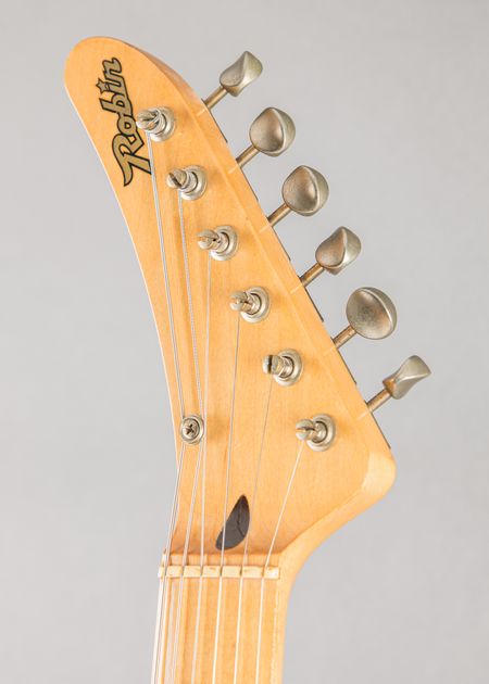 Carter Vintage - Robin Super Strat 1980s, Red | Carter Vintage Guitar