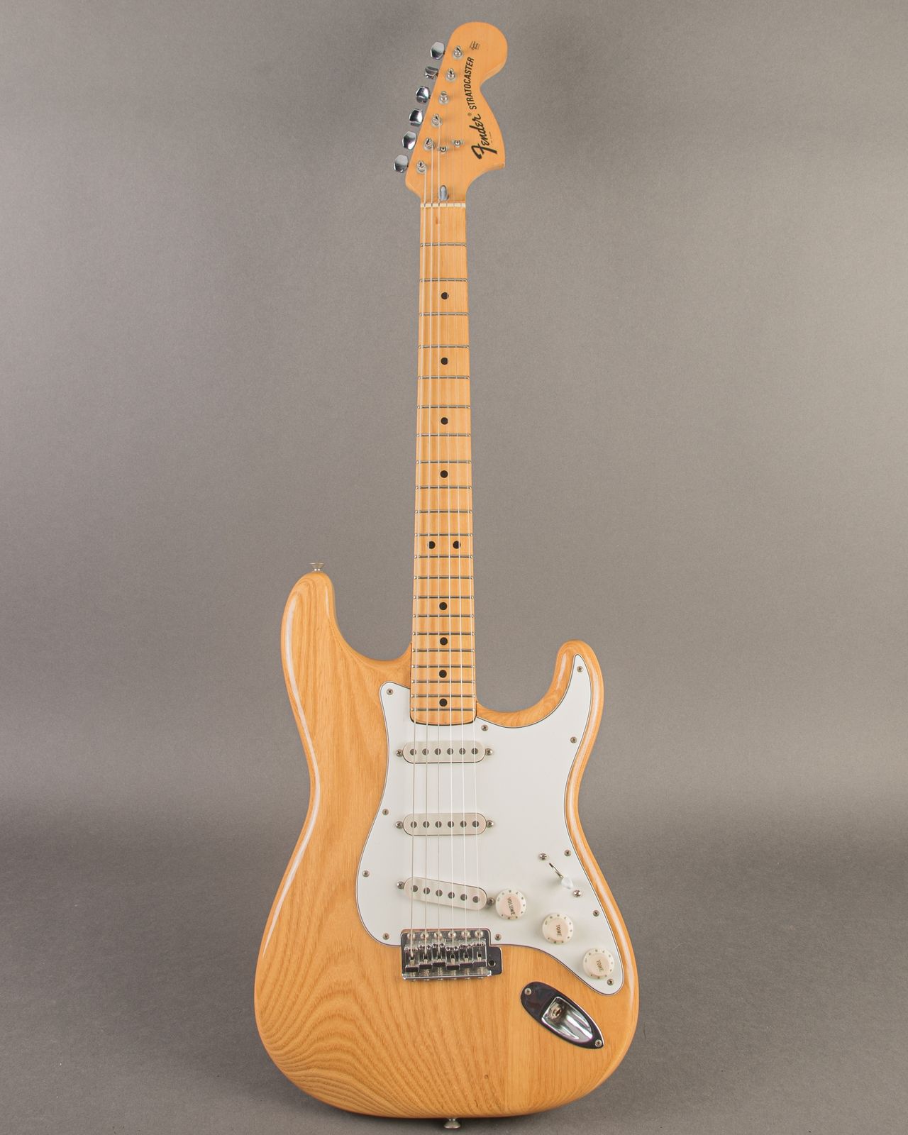 Fender 1975 - Guitars Road Thunder 1975年製 Stratocaster Fender Stratocaster White Olympic ギター