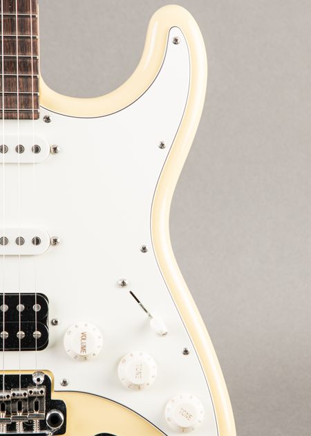 Carter Vintage - Suhr Classic S HSS 2024, Antique White | Carter