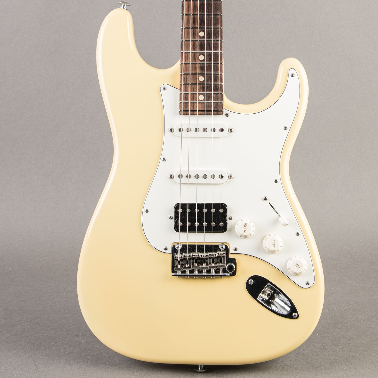 Carter Vintage - Suhr Classic S HSS 2024, Antique White | Carter