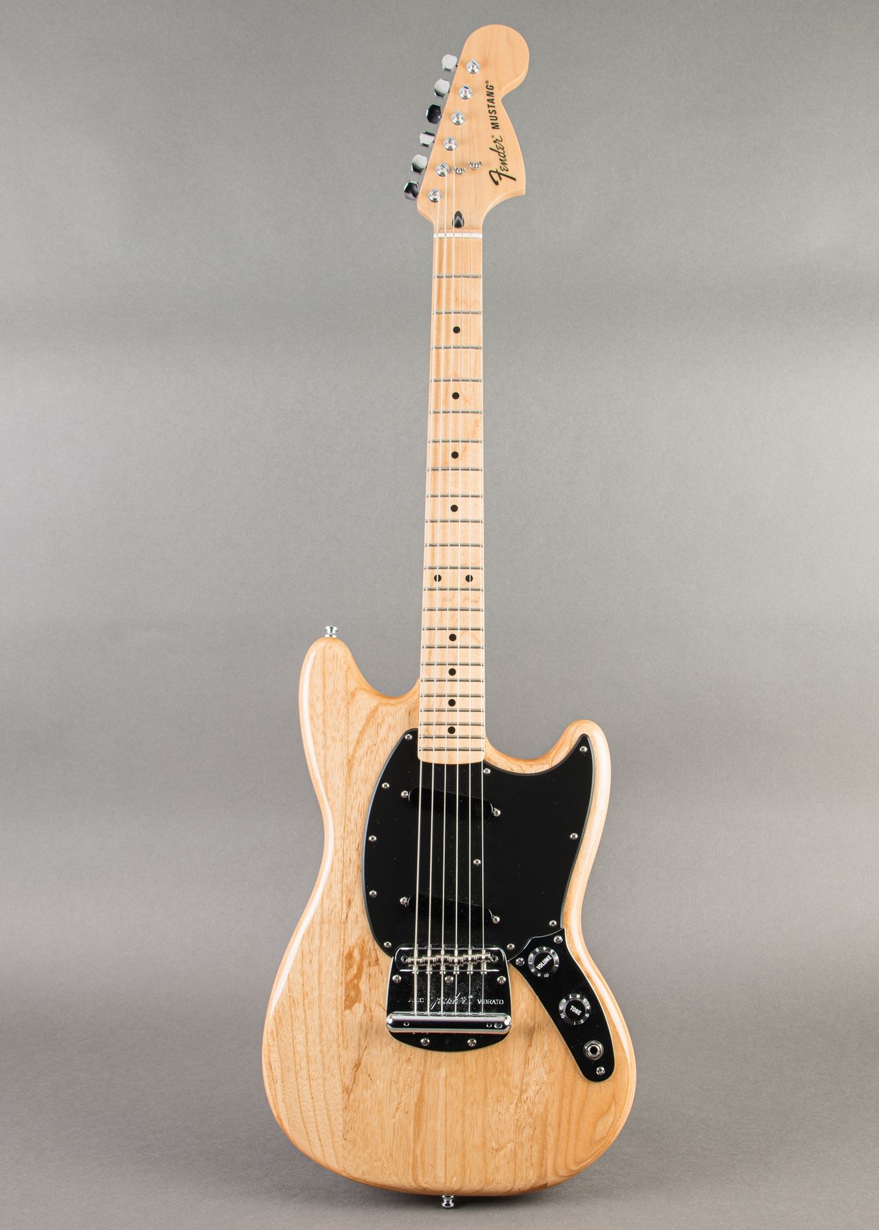 Carter Vintage - Fender Ben Gibbard Mustang 2022, Natural | Carter