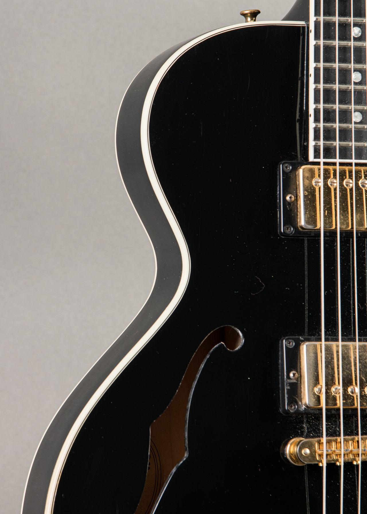 Carter Vintage - Gibson Howard Roberts Fusion 1997, Ebony | Carter