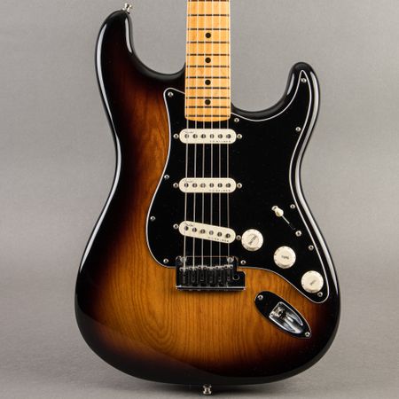 Fender American Ultra II Stratocaster 2021, 2-Tone sunburst thumbnail