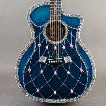 Bourbon Blue Star Royal Glow 2025, Natural thumbnail