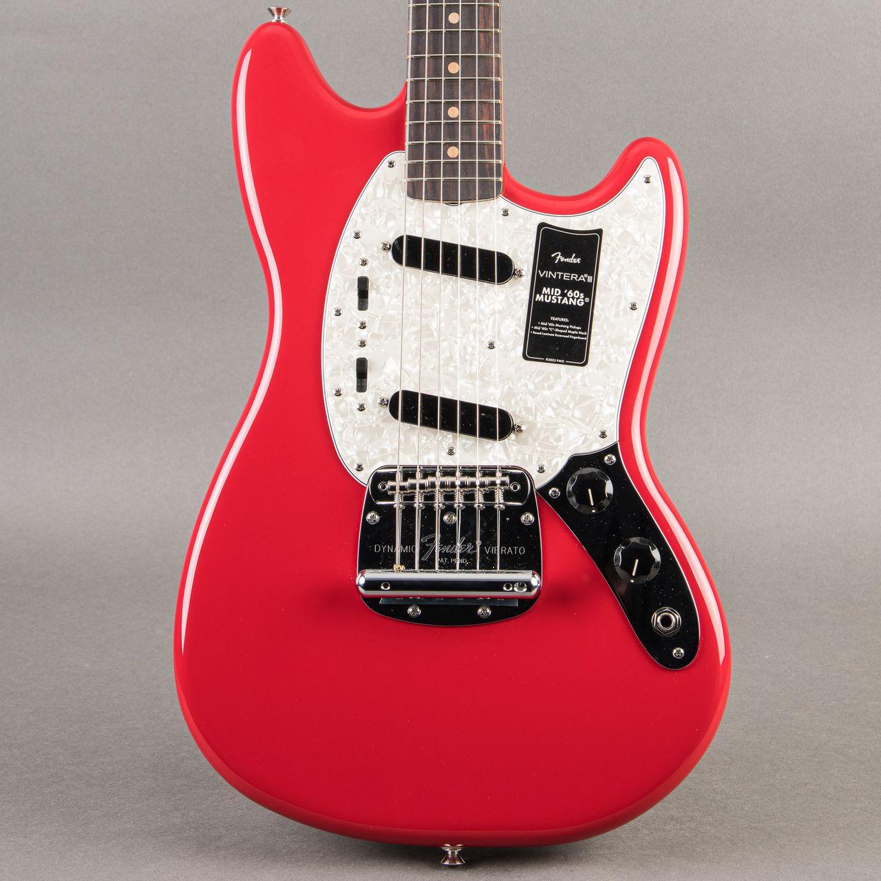 Carter Vintage - Fender Vintera III Mid 60's Mustang 2026, Dakota