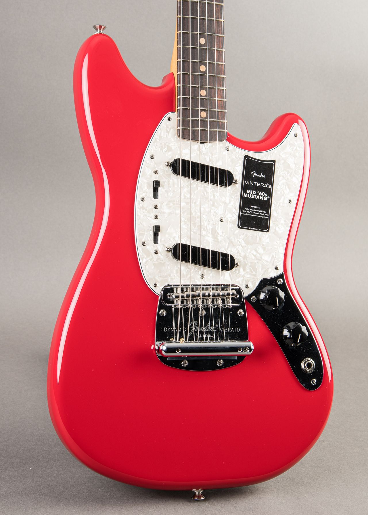 Carter Vintage - Fender Vintera III Mid 60's Mustang 2026, Dakota