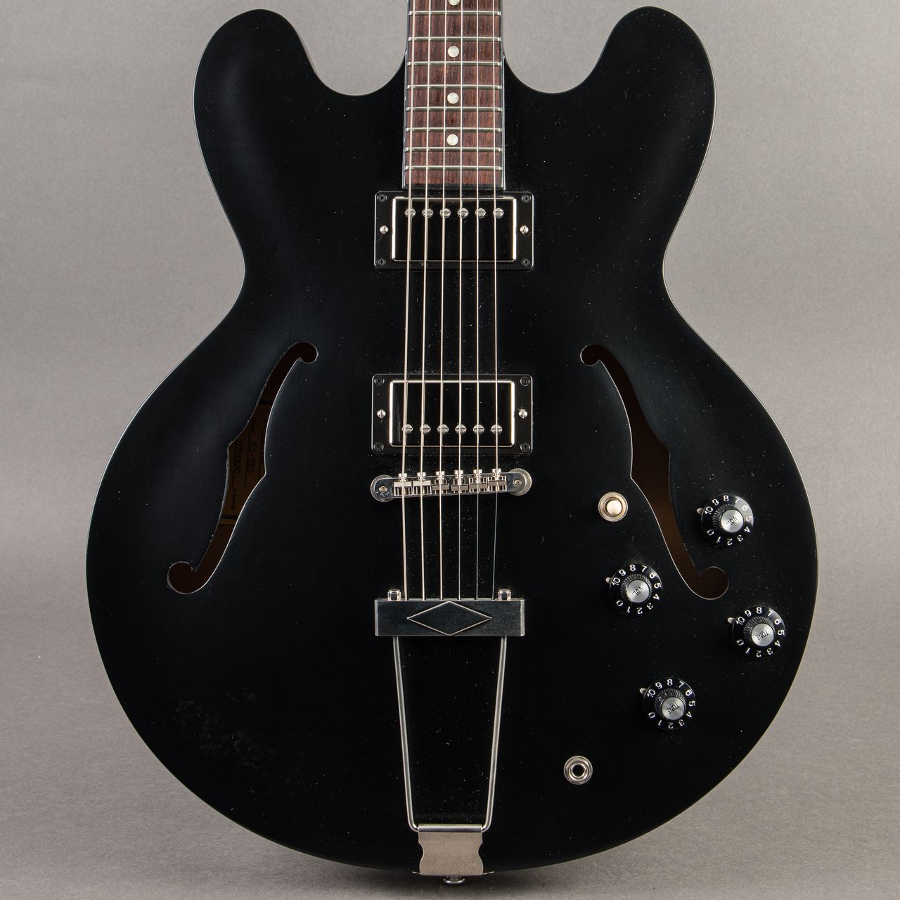 Carter Vintage - Gibson ES-330 2018, Satin Ebony | Carter Vintage