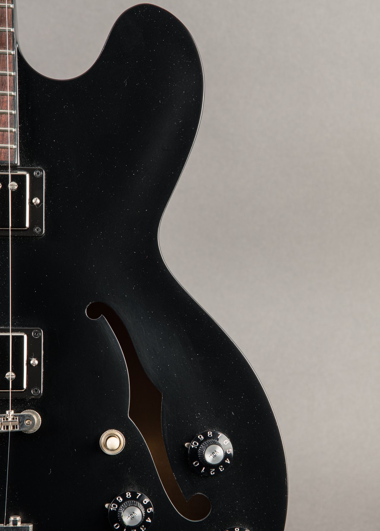 Gibson ES-330 2018年製 Carter Vintage - Gibson ES-330 2018, Satin Ebony | Carter Vintage