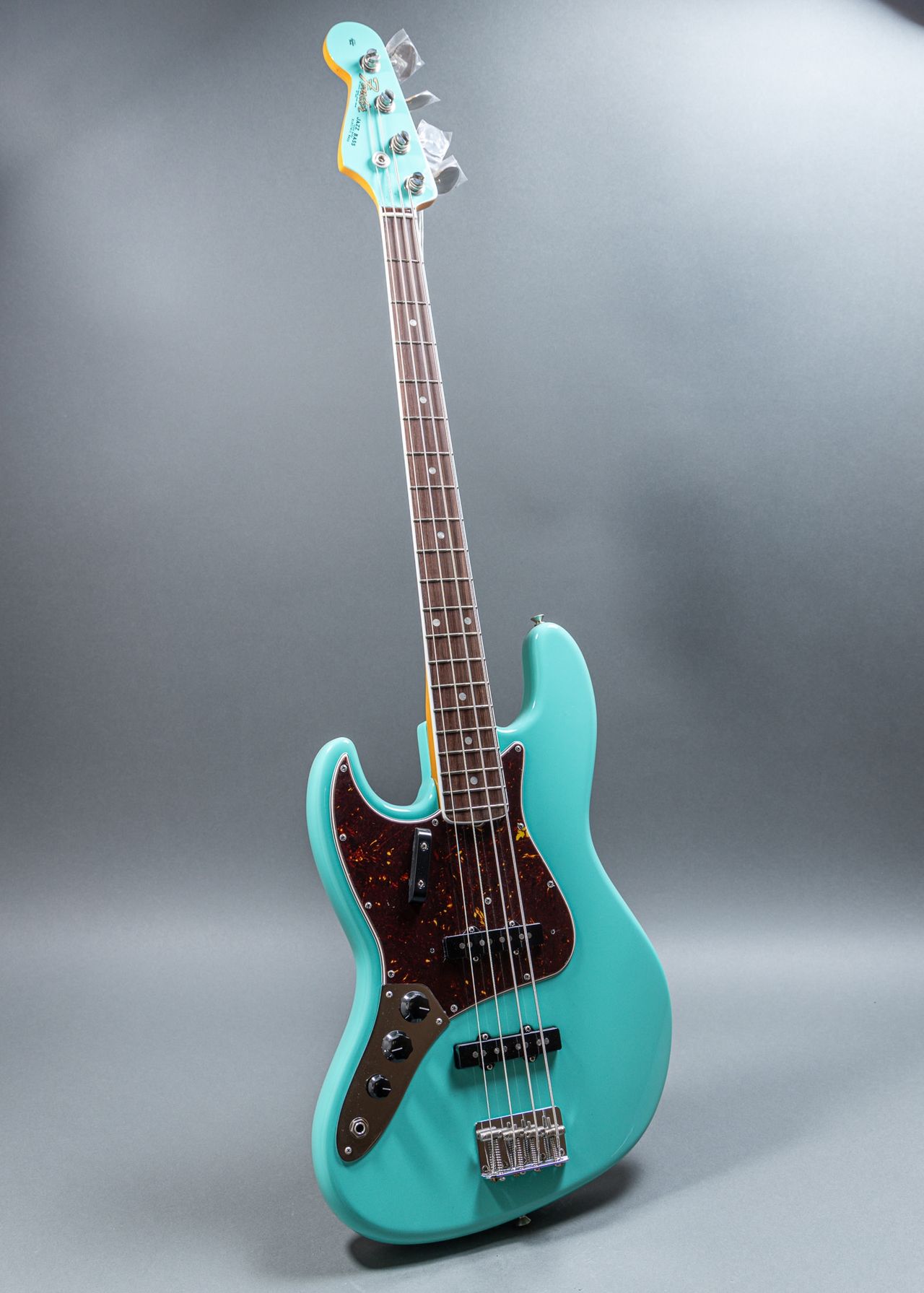 Norman's Rare Guitars - Fender American Vintage II 1966 Jazz Bass
