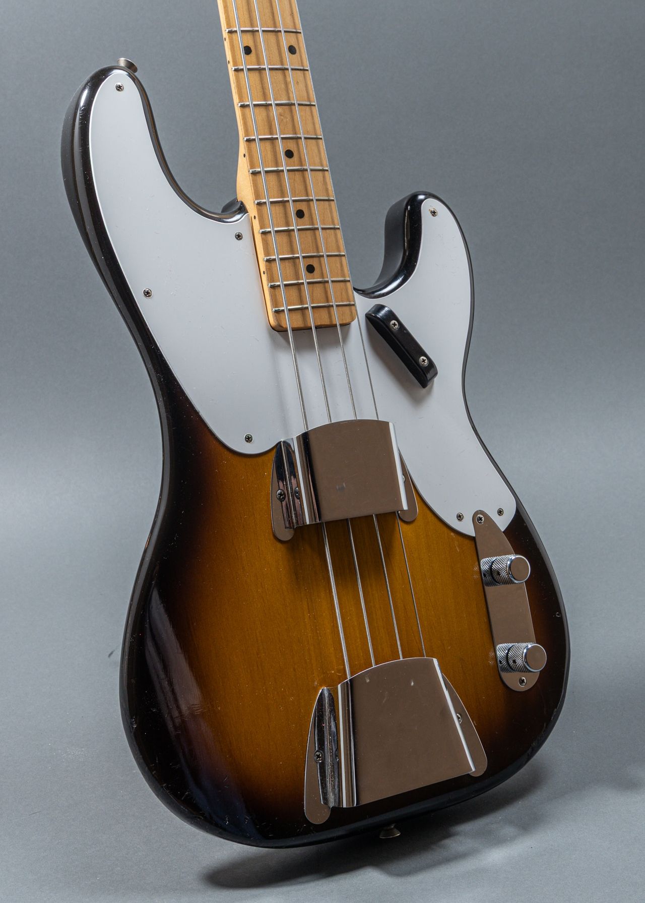 Norman's Rare Guitars - Fender Precision Bass 1957, Sunburst