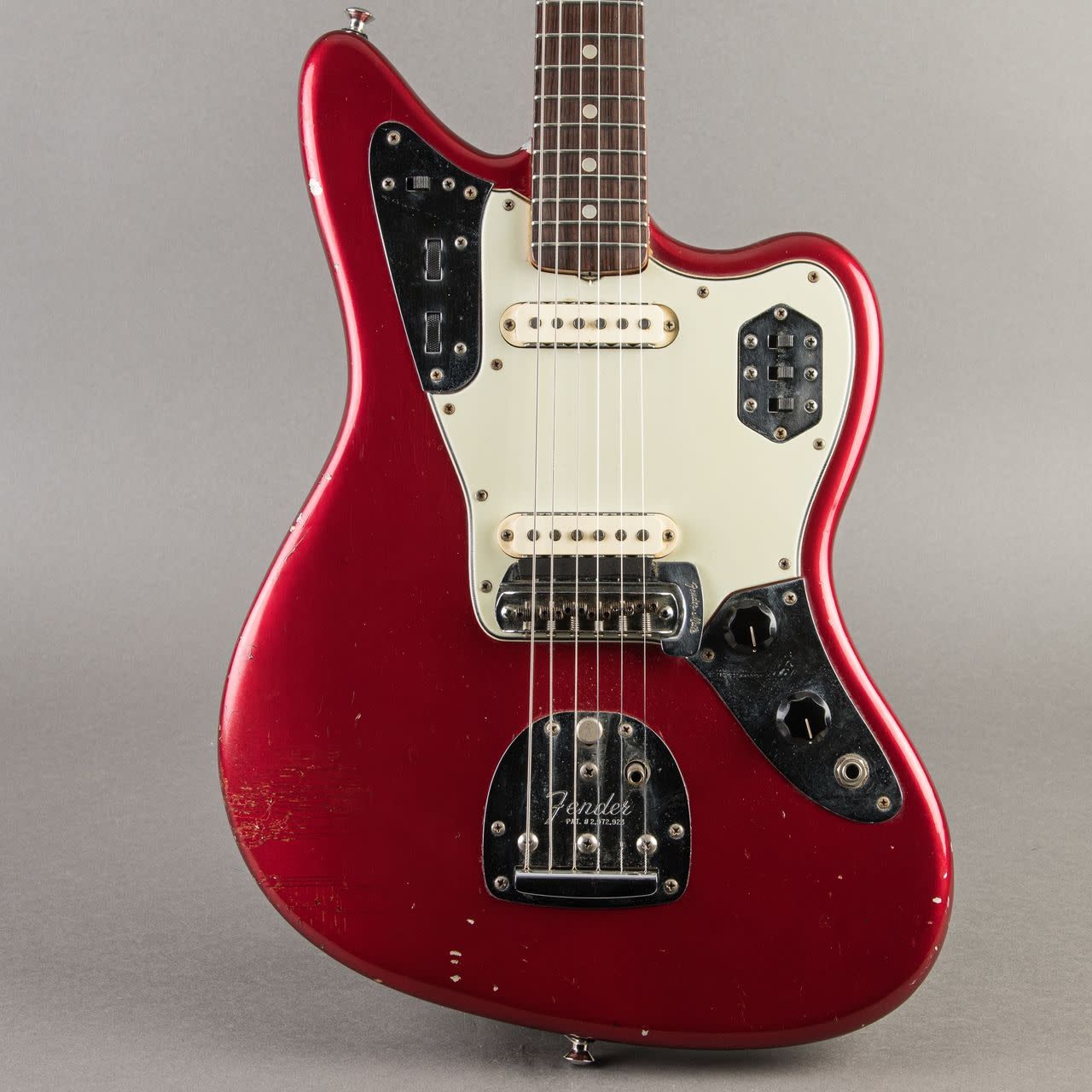 Norman's Rare Guitars - Fender Jaguar 1964, Candy Apple Red