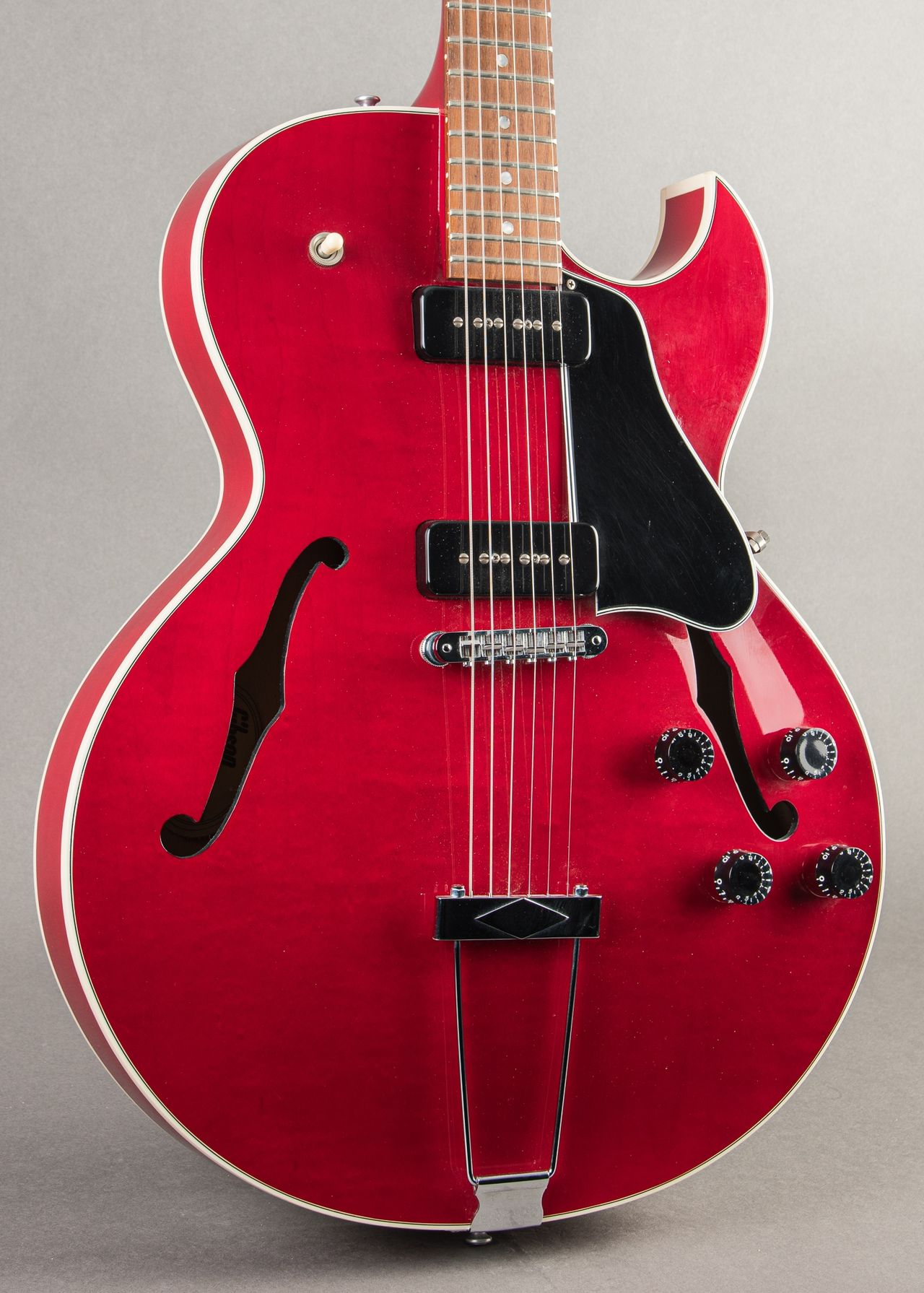 1995年製 Itami Red Cherry ES-135 Gibson 1995年製 Itami Gibson Cherry ES-135 Gibson 1995 Red Cherry ES-135 ギター