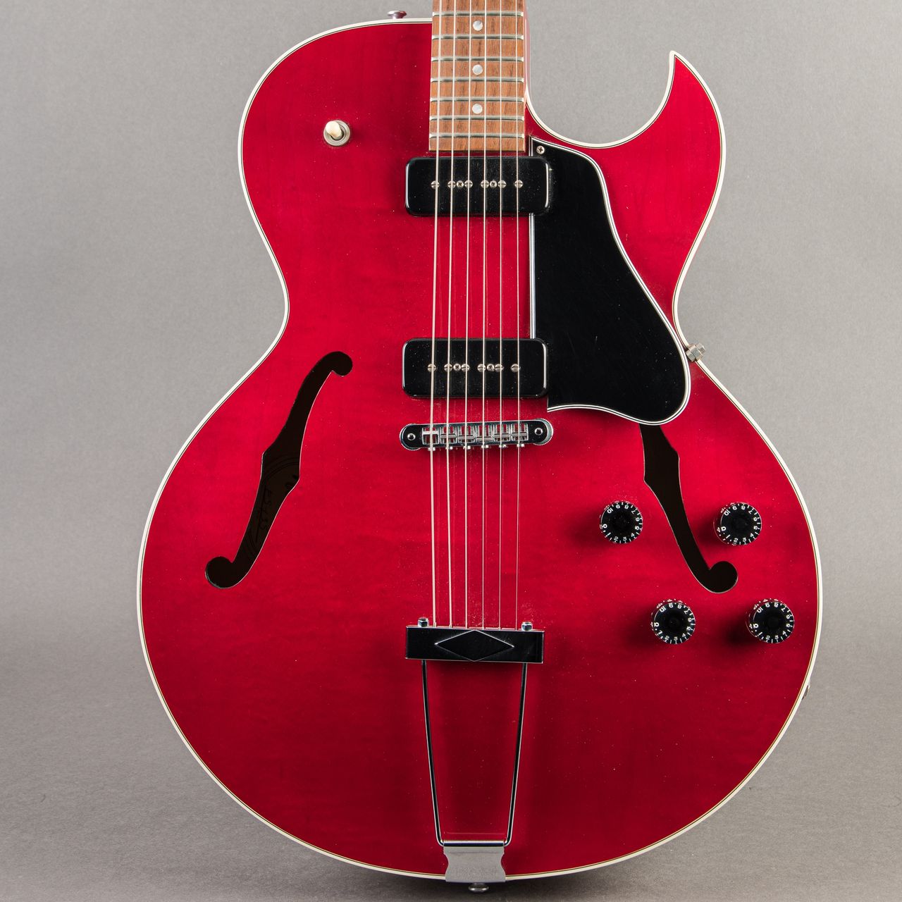 Carter Vintage - Gibson ES-135 1994, Cherry | Carter Vintage Guitar