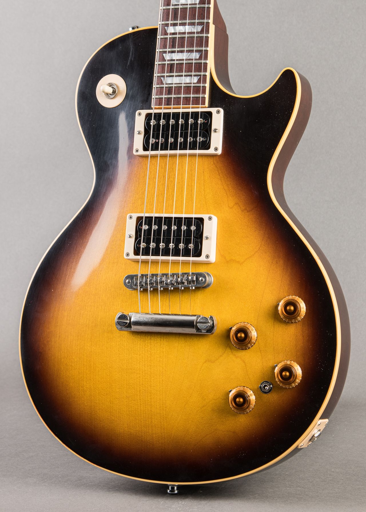 Carter Vintage - Gibson Custom, Art & Historic Slash Les Paul