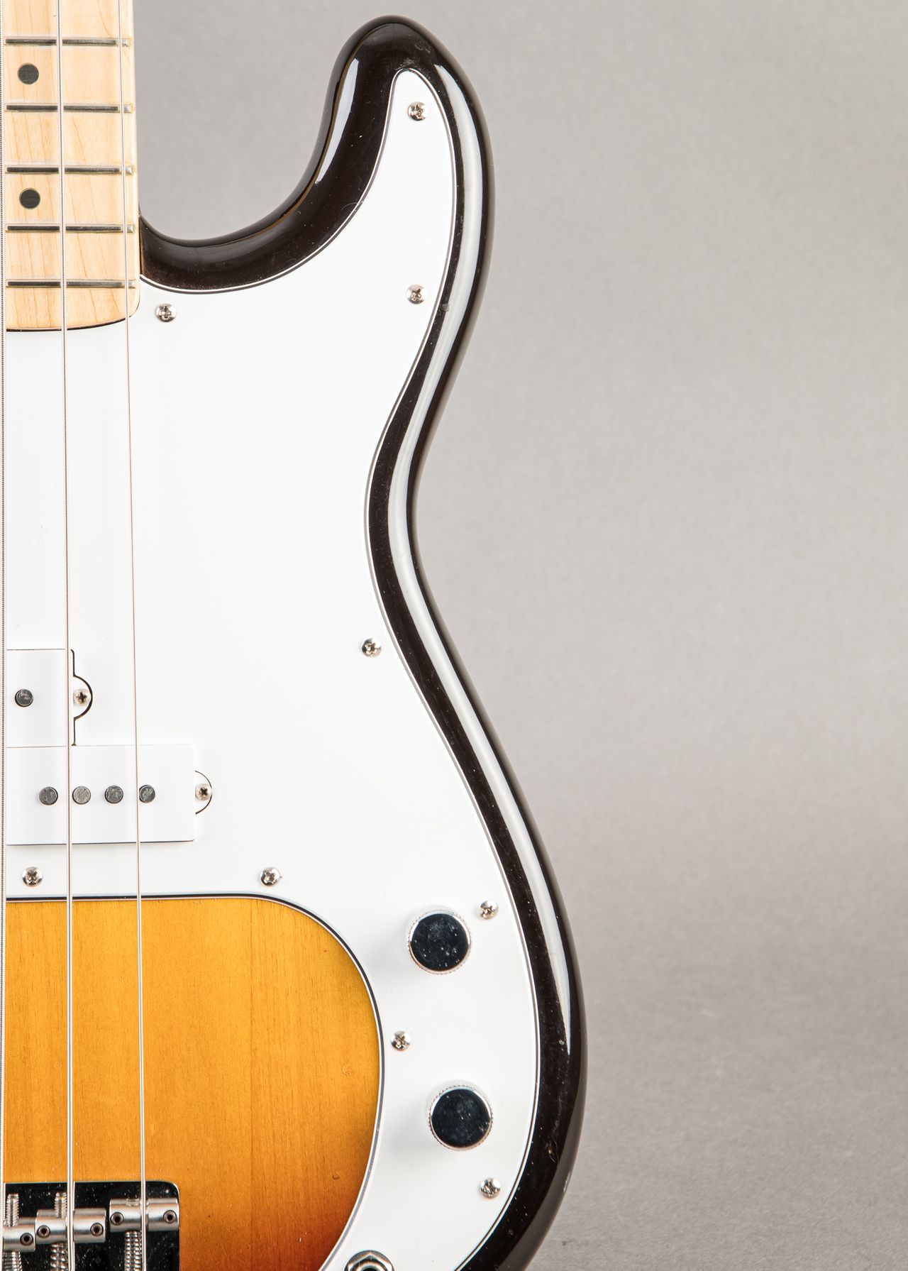 Carter Vintage - Fender American Elite Precision Bass 1983, Sunburst