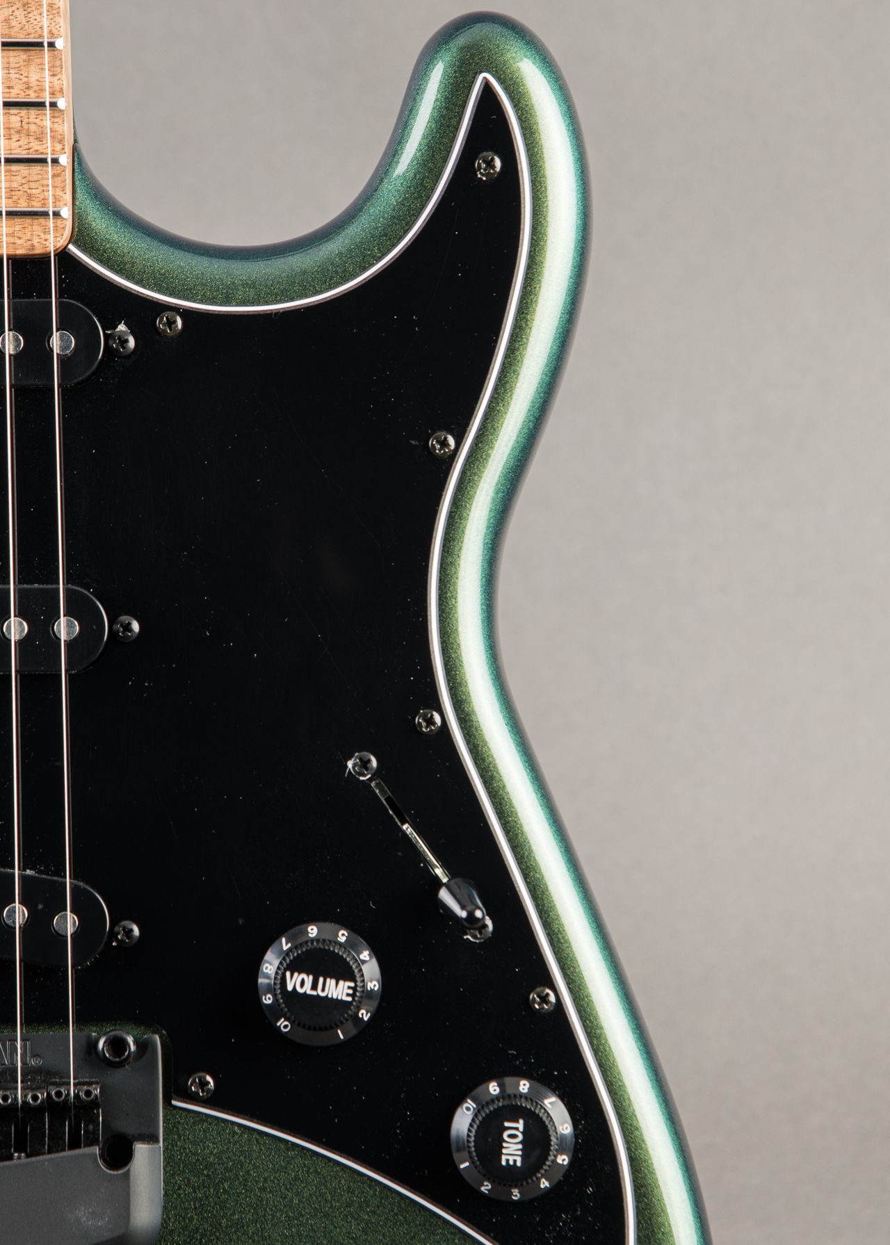 Carter Vintage - Ernie Ball Music Man Cutlass HT SSS 2024, Vintage