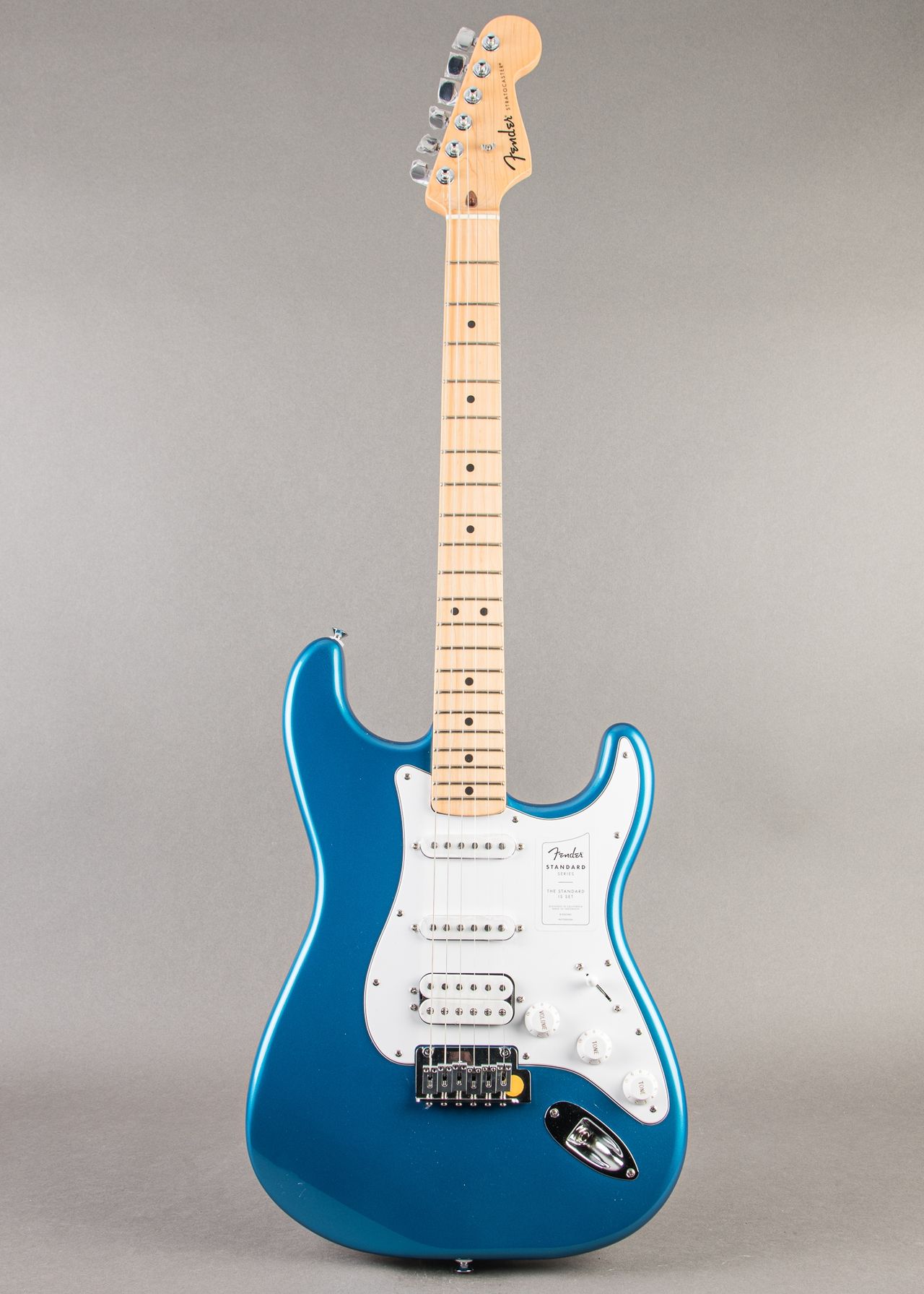 Carter Vintage - Fender Standard Stratocaster HSS 2026, Aqua