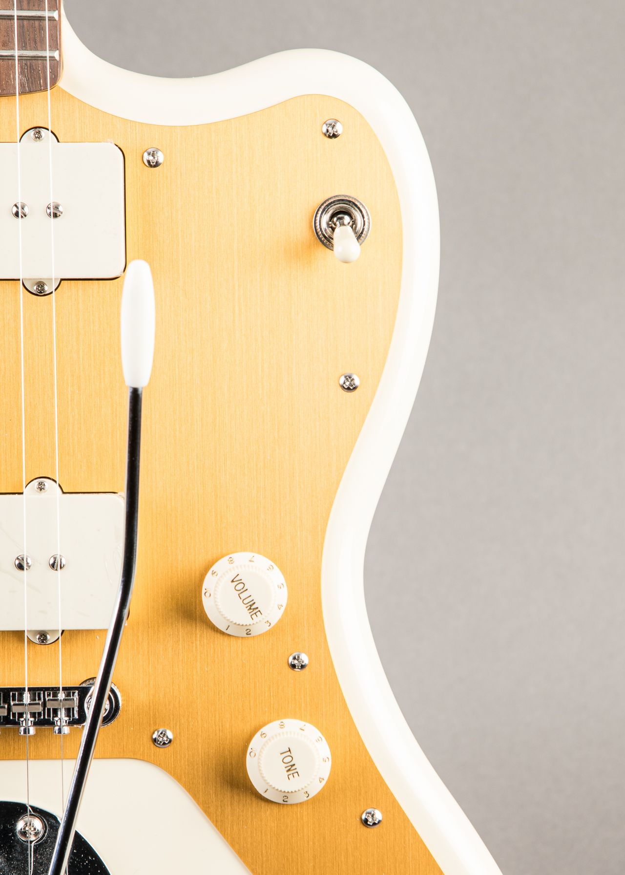 Carter Vintage - Squire J Mascis Signature Jazzmaster 2026, White