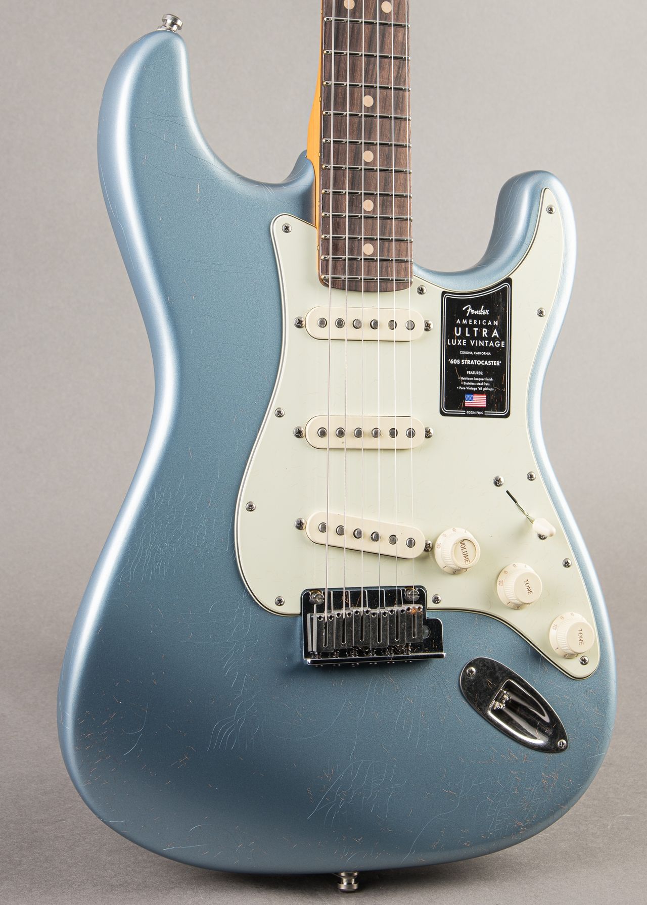 kc　Fender American Ultra Carter Vintage - Fender American Ultra Luxe 60's Stratocaster 2026