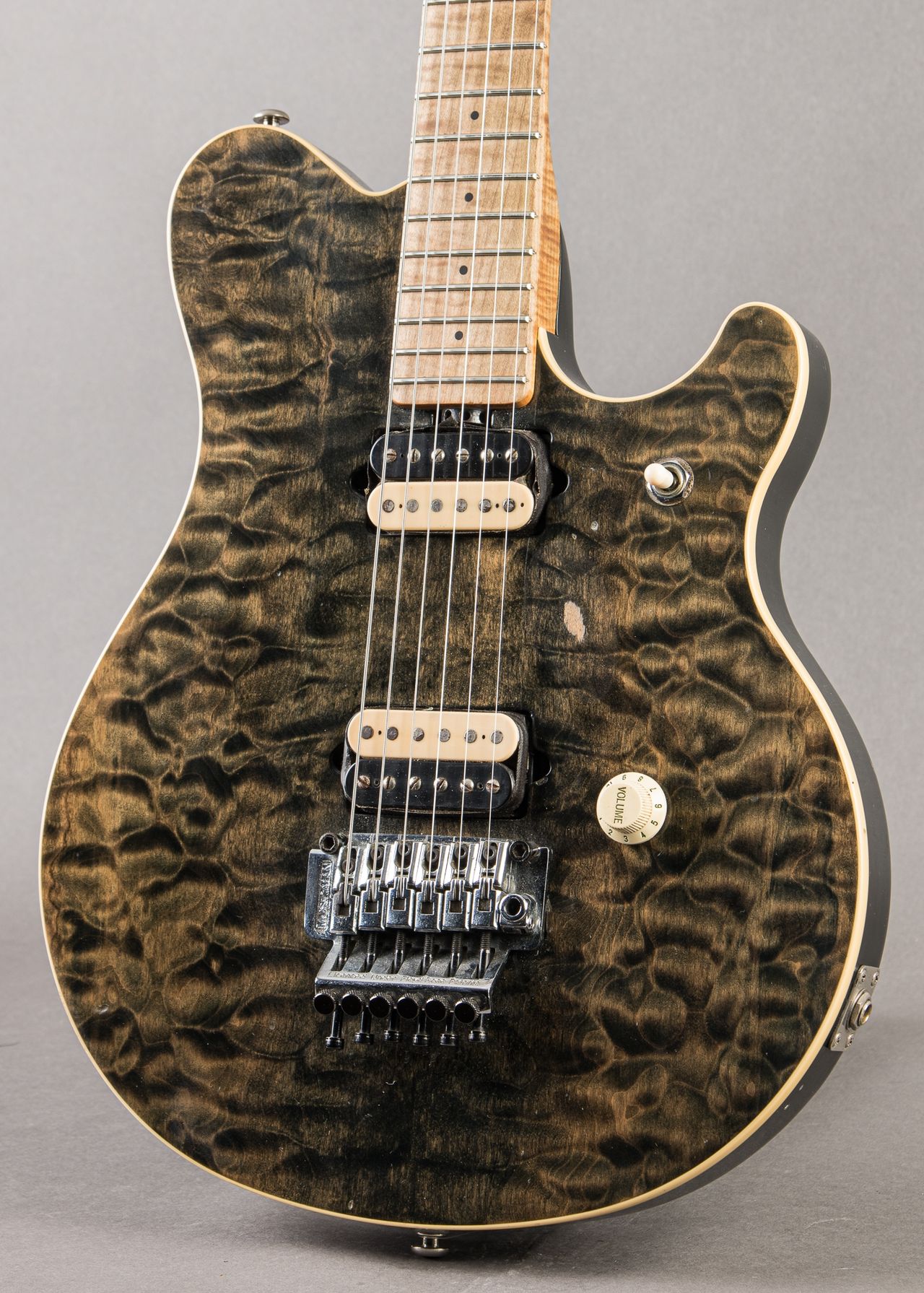 ギター MUSIC MAN EVH Signature BlackTranslucent Carter Vintage - Ernie Ball Music Man Eddie Van Halen Signature
