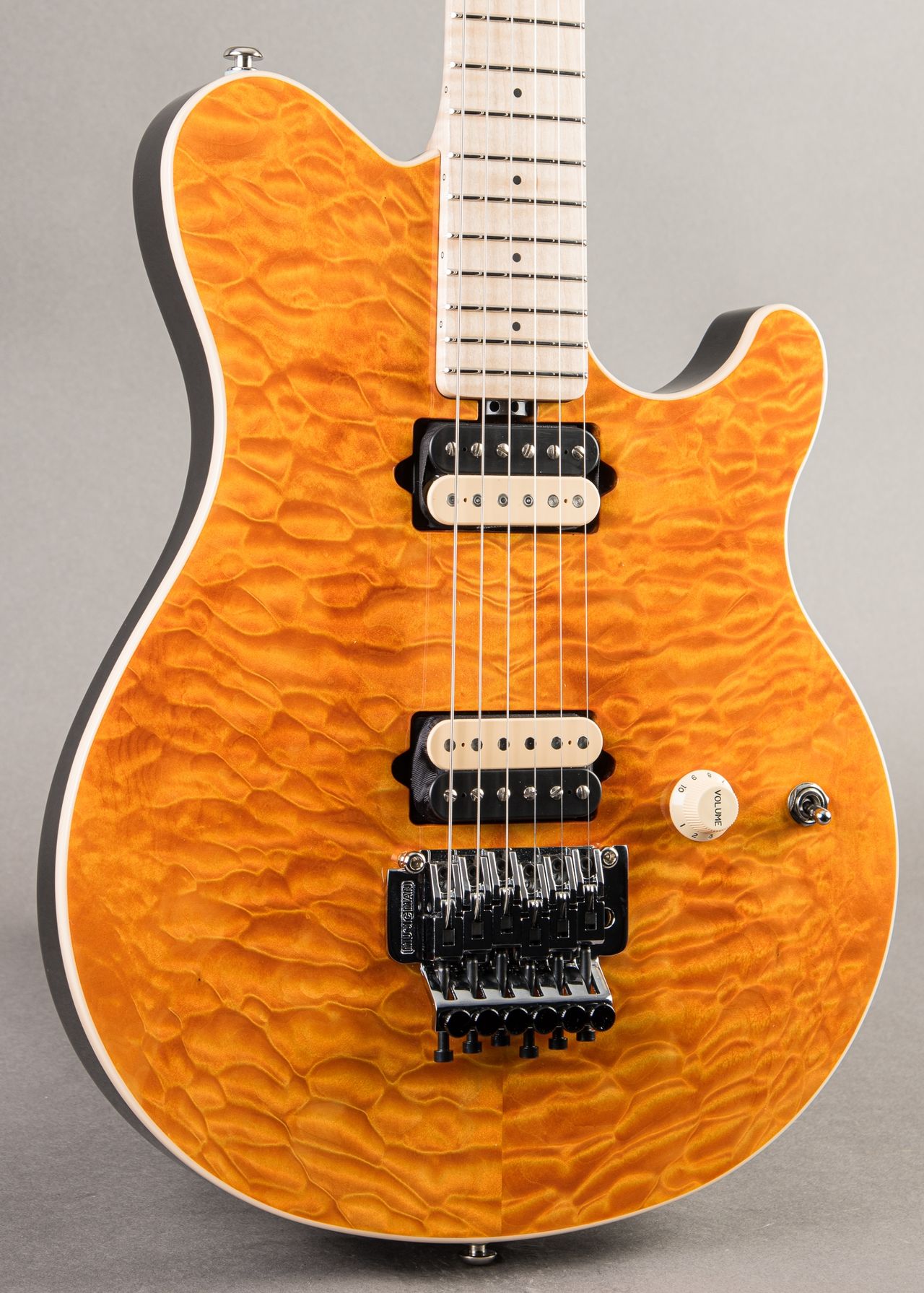 Carter Vintage - Ernie Ball Music Man Axis 30th Anniversary 31 of