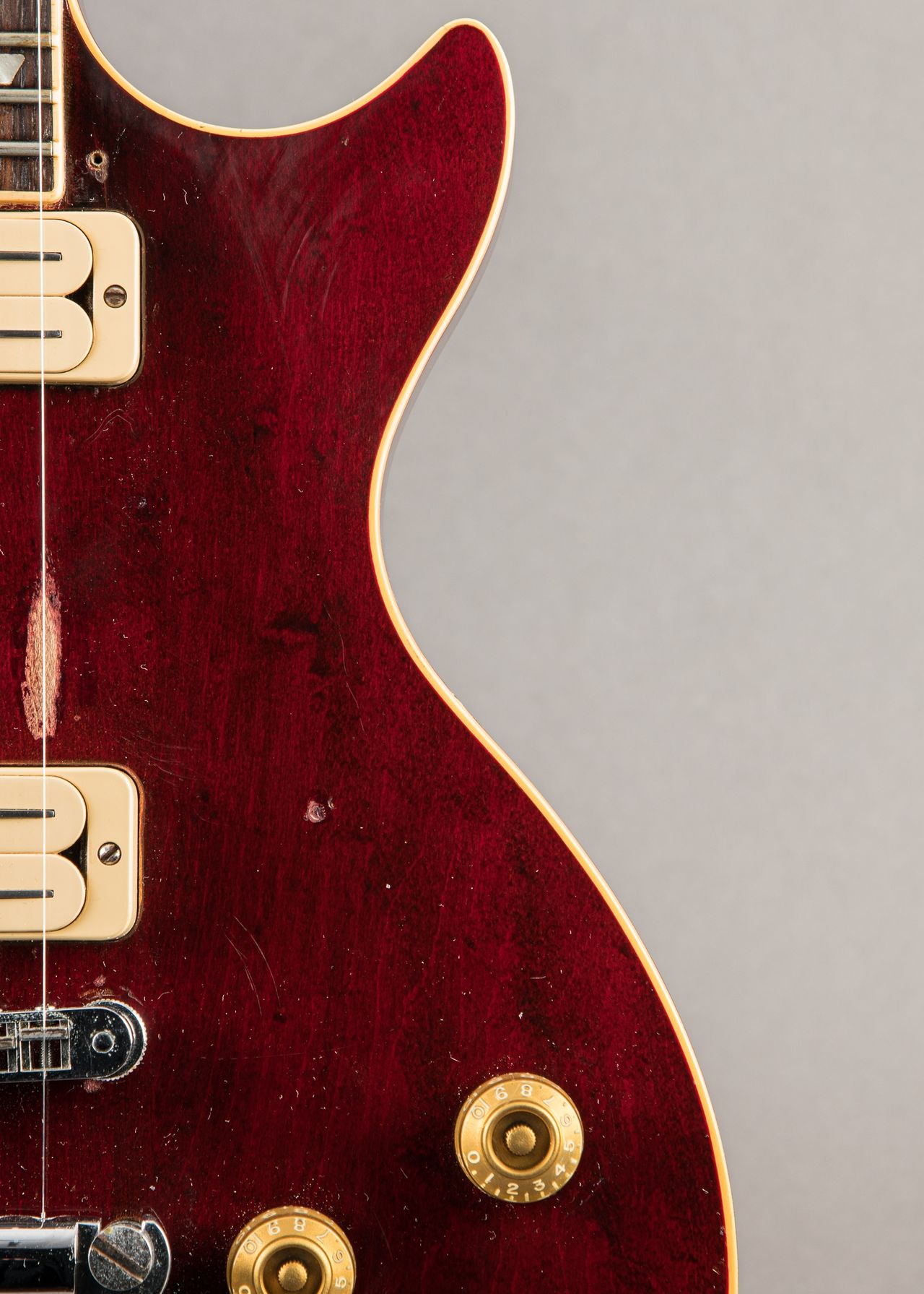 Carter Vintage - Gibson Les Paul Deluxe 1979, Wine Red | Carter