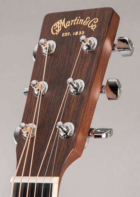 Carter Vintage - Martin HD-28 1992, Natural | Carter Vintage Guitar