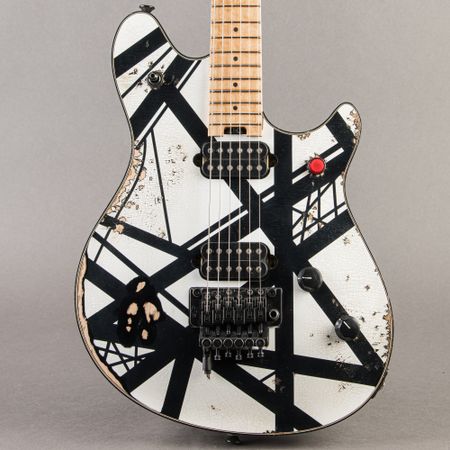 EVH Custom Shop Wolfgang 2H FR 2025, White/Black Stripes thumbnail