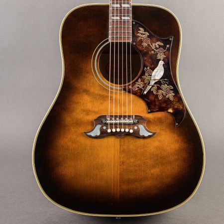 Gibson Dove 1968, Sunburst thumbnail