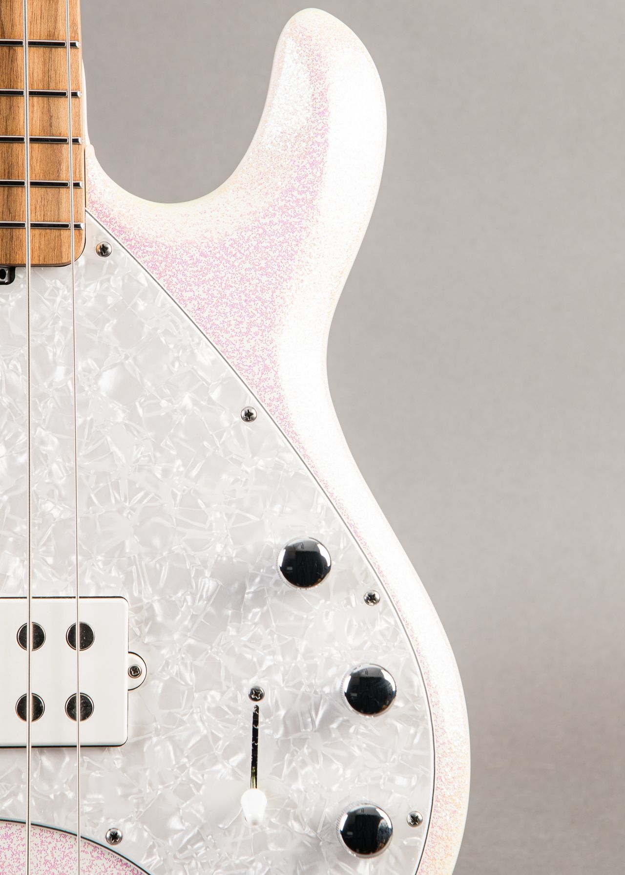 Carter Vintage - Music Man StingRay 5 2025, 