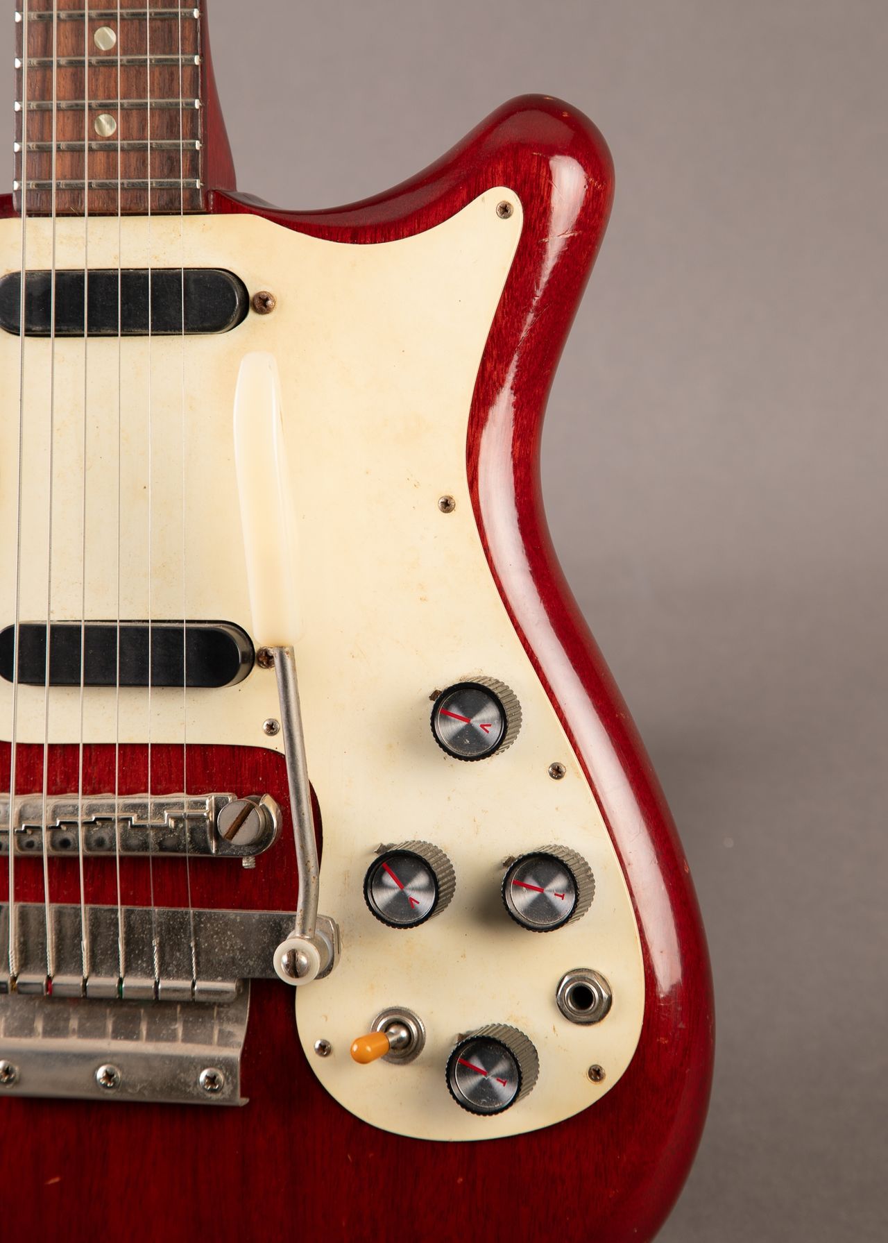 Carter Vintage - Epiphone Olympic 1966, Cherry | Carter Vintage Guitar