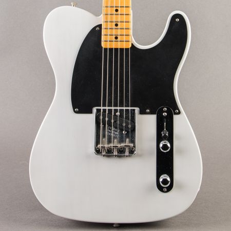 Fender 70th Anniversary Esquire 2021, White Blonde thumbnail