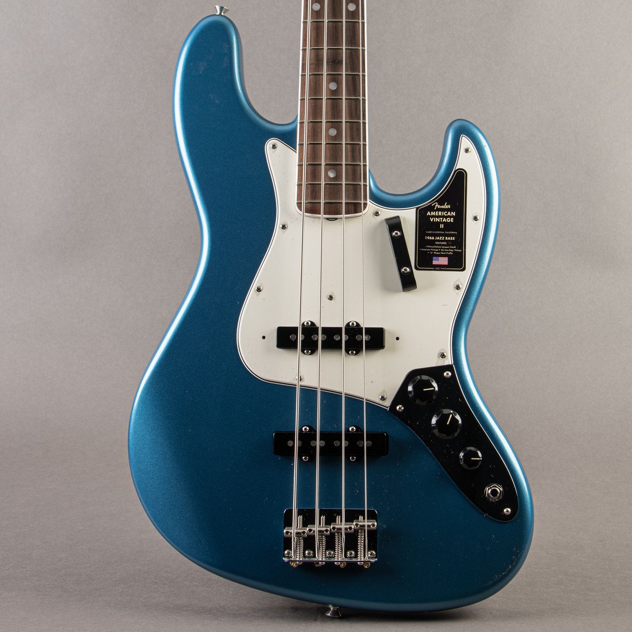 Carter Vintage - Fender AVRI II '66 Jazz Bass 2026, Lake Placid
