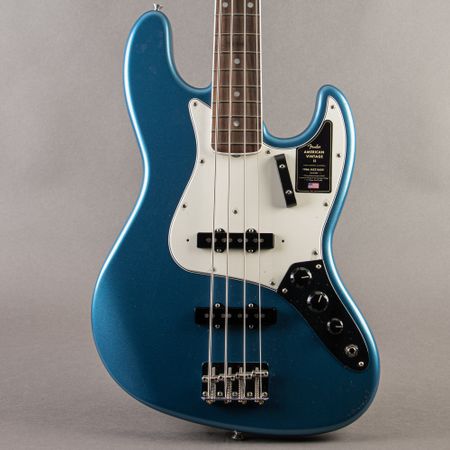 Fender AVRI II '66 Jazz Bass 2026, Lake Placid Blue thumbnail
