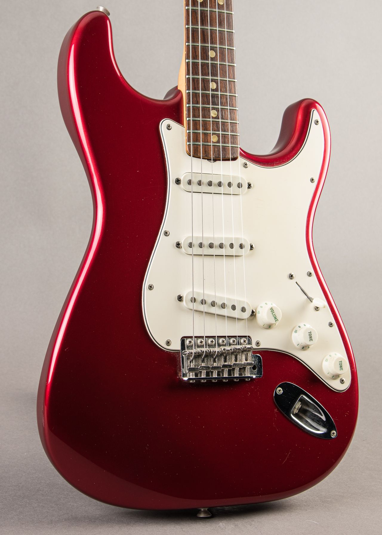 Carter Vintage - Fender Stratocaster 1966, Candy Apple Red
