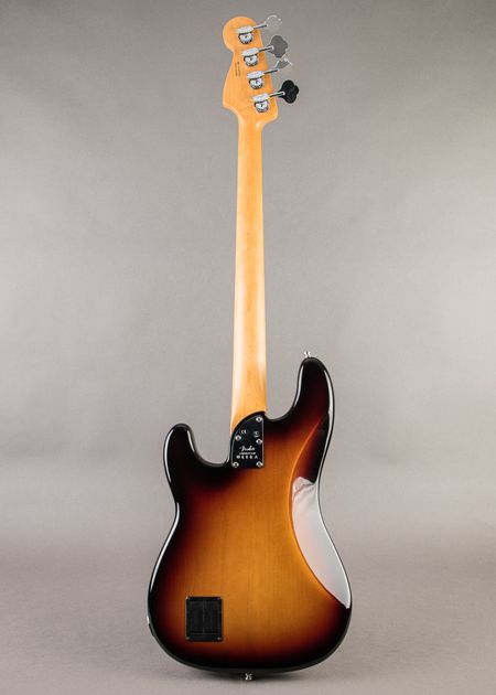 Carter Vintage - Fender Jazz Bass 1969, Sunburst | Carter Vintage