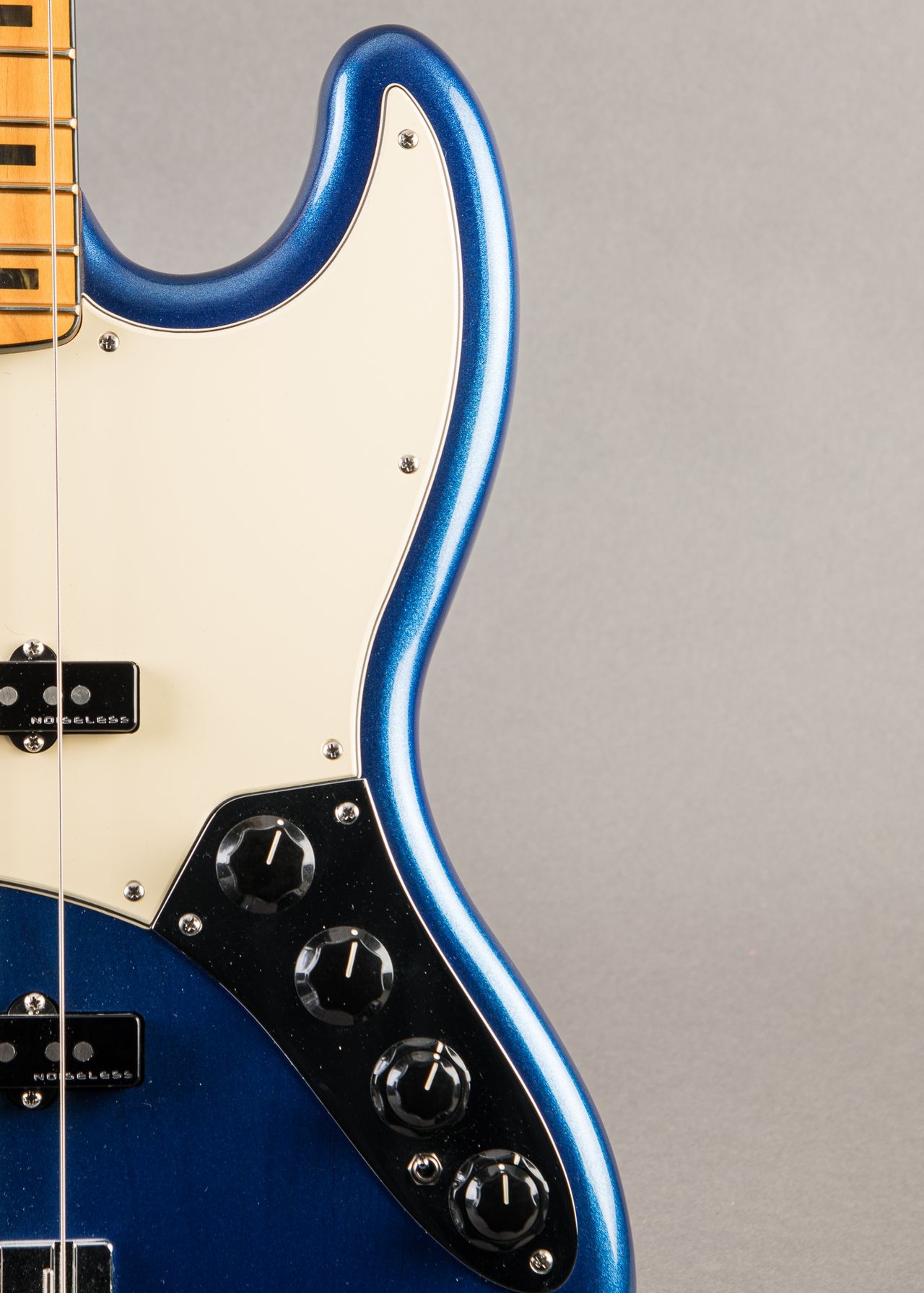 Carter Vintage - Fender American Ultra Jazz Bass 2024, Cobra Blue