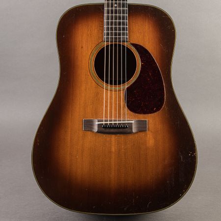 Martin D-18 1952, Shadetop thumbnail
