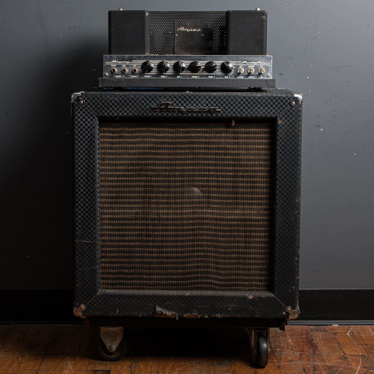 Carter Vintage - Ampeg B-15N Portaflex 1x15 Fliptop Combo w/ JBL