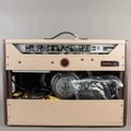 Fender '65 Deluxe Reverb Limited Edition 2026, Two Tone Vanilla/Cocoa — thumbnail 3 of 3