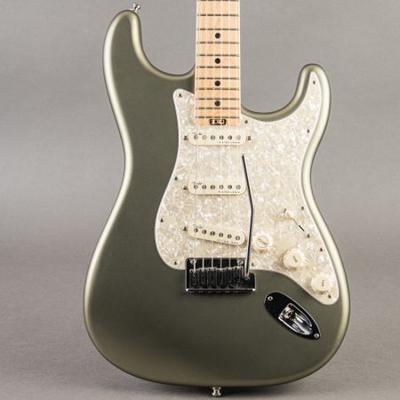 Fender Stratocaster Elite  2018, Satin Jade Pearl Metallic thumbnail