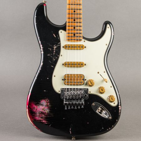 Fender Custom Shop Black Lightning Stratocaster 2026, Black over Pink Paisley thumbnail