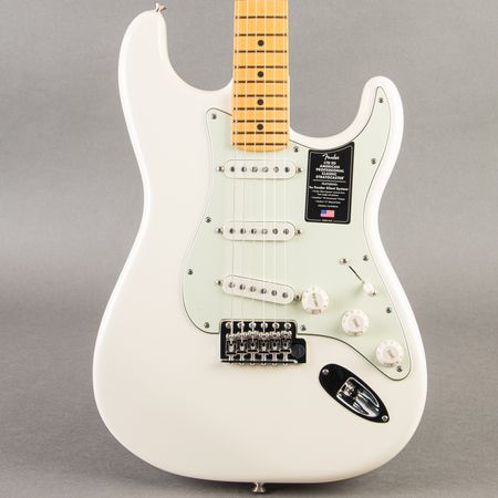 Fender Limited Edition American Professional Classic Stratocaster Featuring the Fender Silent System 2026, Olympic White thumbnail