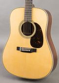 Martin D-28 2023, Natural — thumbnail 3 of 9