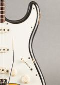 Fender Stratocaster 1966, Sunburst — thumbnail 2 of 12