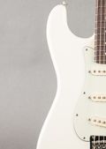 Fender American Professional Stratocaster 2026, Olympic White — thumbnail 4 of 9